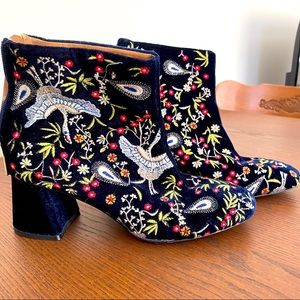 Embroidered vintage boots